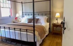 Pousada Boutique Villa Chafariz - Casa Vermelha E Azul